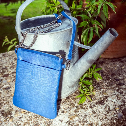 Tasche Vita mit Gold- oder Silberkette